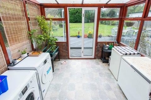 73 Derwent Drive, Purley, CR8 1ES