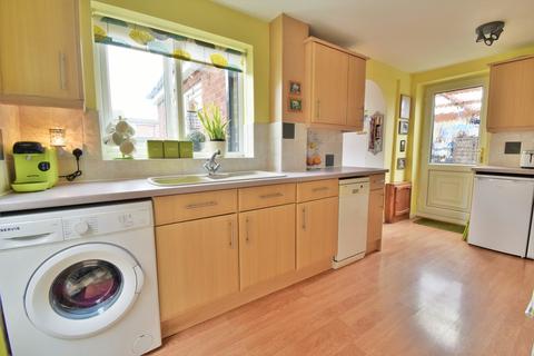 7 Furlong Lane, Alrewas, Burton-on-trent, DE13 7EE