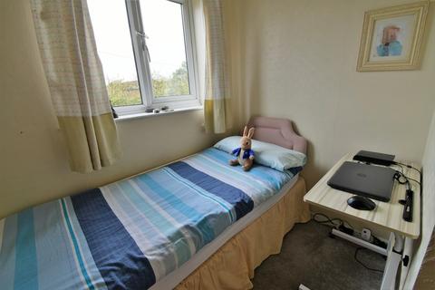 7 Furlong Lane, Alrewas, Burton-on-trent, DE13 7EE