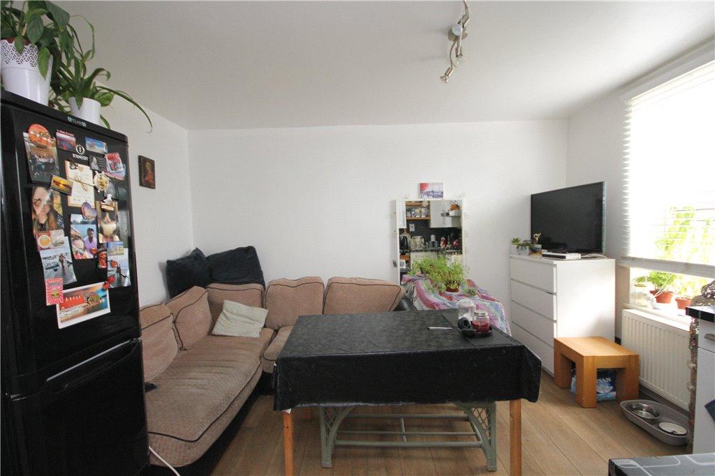 Living Room/Kitchen