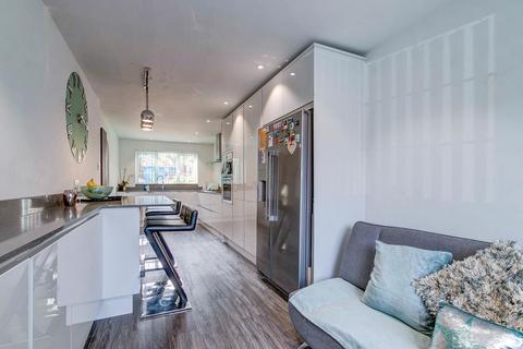 39 Bilbury Close, Redditch, B97 5XN