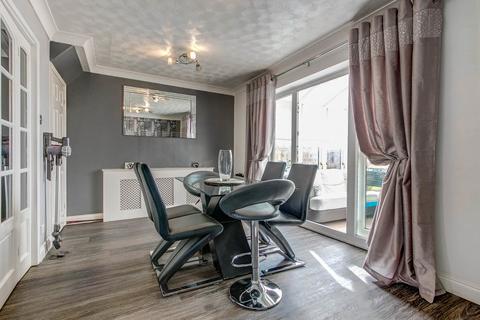 39 Bilbury Close, Redditch, B97 5XN