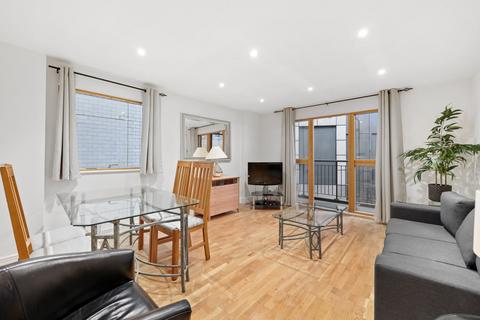 2 bedroom apartment to rent, Aldersgate Street, EC1A