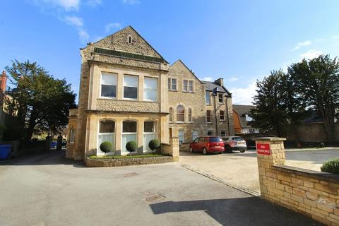 2 bedroom apartment for sale, High Street, Brackley