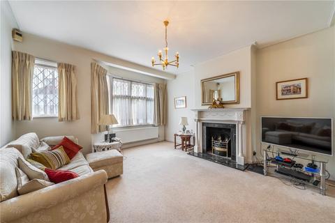 31 Lillian Avenue, London, W3 9AN
