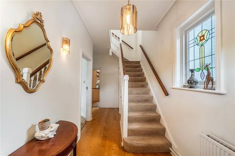 31 Lillian Avenue, London, W3 9AN