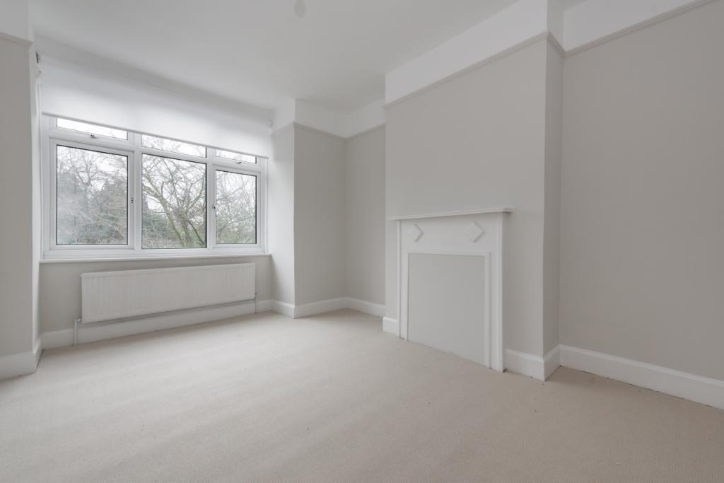 Franklyn Road, London, NW10 1 bed flat £1,049 pcm (£242 pw)
