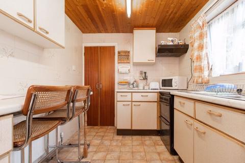 133 Ockleys Mead, Godstone, RH9 8AZ