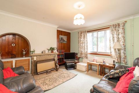 133 Ockleys Mead, Godstone, RH9 8AZ