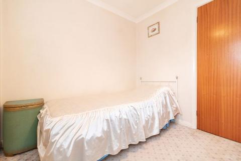 133 Ockleys Mead, Godstone, RH9 8AZ
