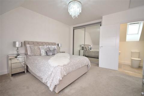 2 Beecher Drive, Wakefield, WF1 4FN