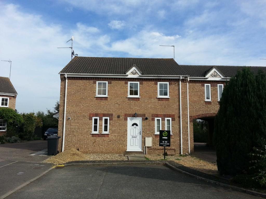 Elvington, Springwood, Kings Lynn 2 bed terraced house £775 pcm (£179 pw)