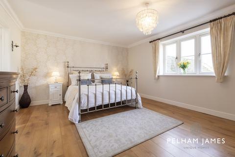 4 Appleton Gardens, Gretton, Corby, NN17 3EF