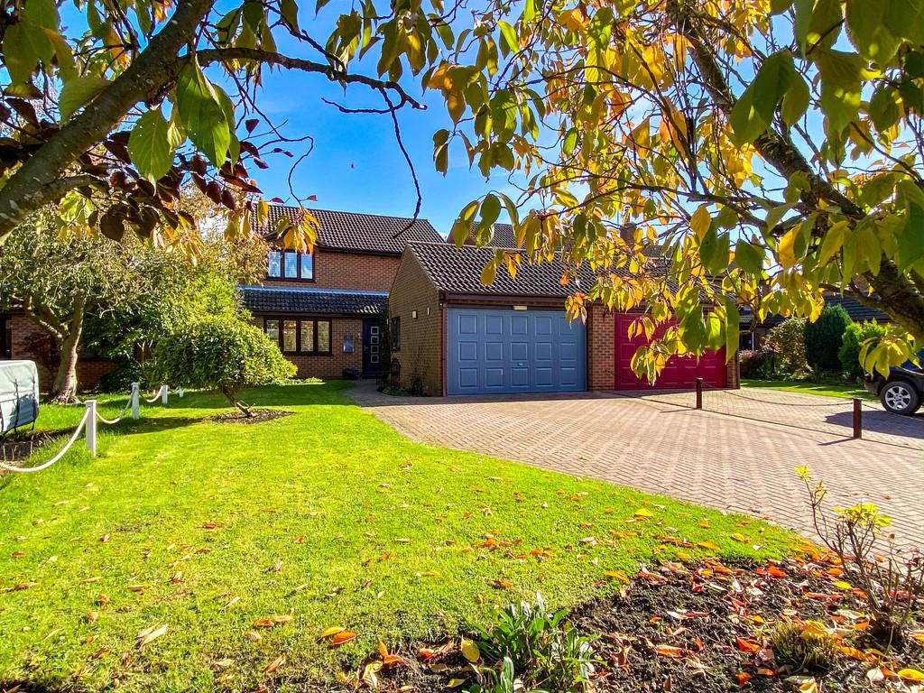 Elkington Road, Yelvertoft NN6 6LU 4 bed detached house £450,000