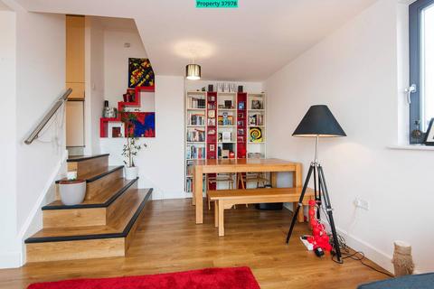 1 bedroom penthouse to rent, Dunbridge Street, London, E2