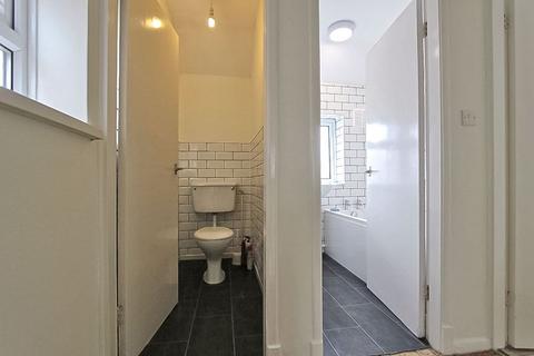 33 Abingdon Road, Walsall, WS3 2SX