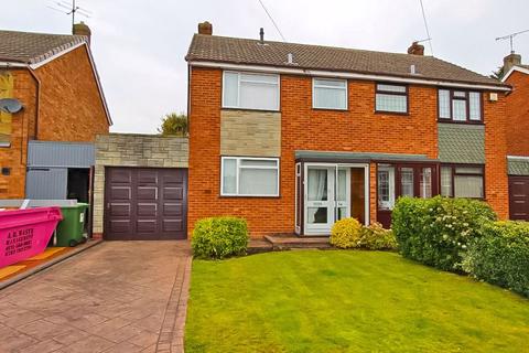 14 Wyvern Close, Willenhall, WV12 5UF