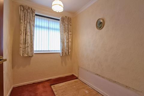 14 Wyvern Close, Willenhall, WV12 5UF