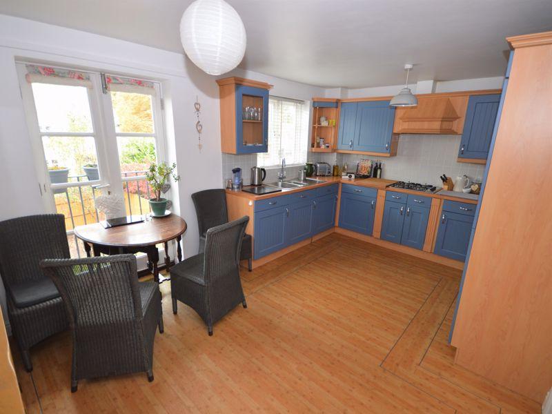 Bay Tree Lane, Abergavenny 4 bed terraced house £299,950