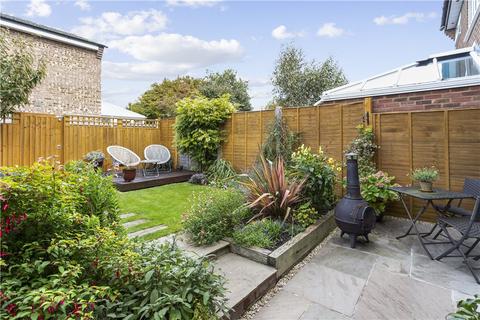 13 Grenville Way, Thame, OX9 3YW