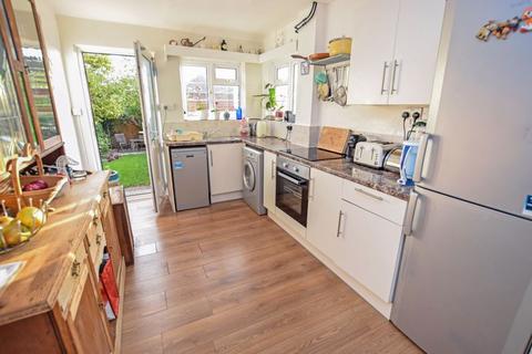 30 East Avenue, Exeter, EX1 2DX