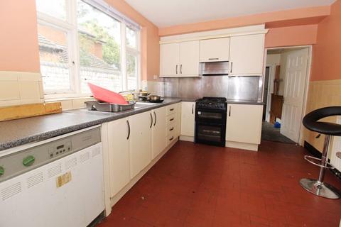 33 Bescot Road, Walsall, WS2 9AD