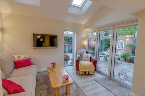 3 Aspen Close, Willerby, Hull, HU10 6FR