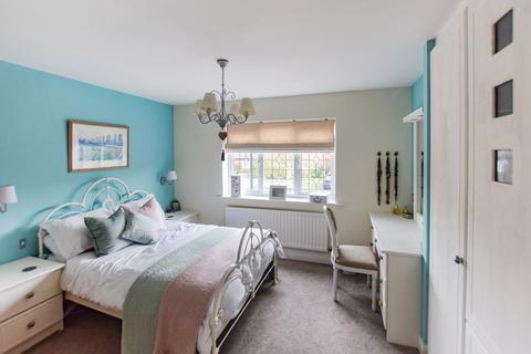 19 Mersham Court, Widnes, WA8 9AT