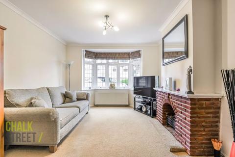 51 Highfield Crescent, Hornchurch, RM12 6PX