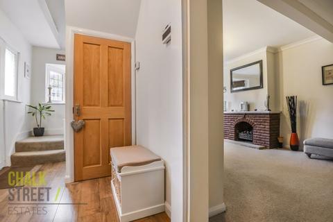 51 Highfield Crescent, Hornchurch, RM12 6PX