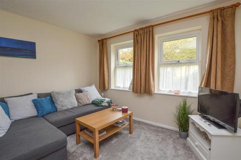13 Lime Tree Place, St Albans, AL1 3BD