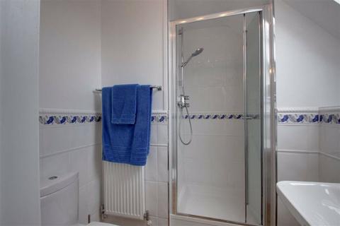 9 The Courtyard, Shendish, Hemel Hempstead, HP3 0AS