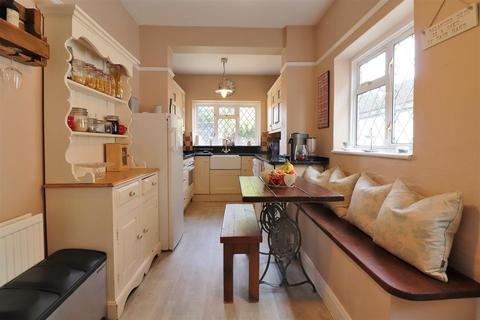 29 Alers Road, Bexleyheath, DA6 8HR