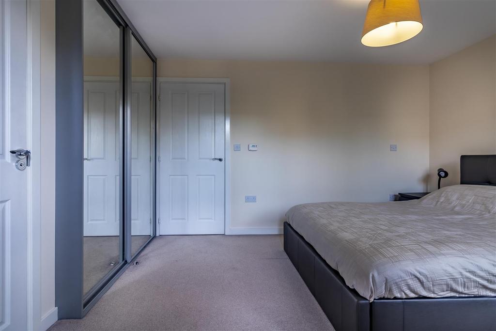 Bedroom 1 2nd.jpg