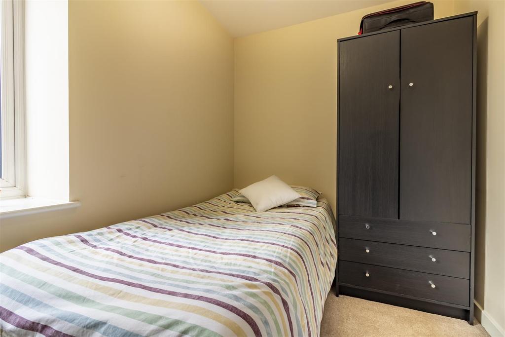 Bedroom 2.jpg