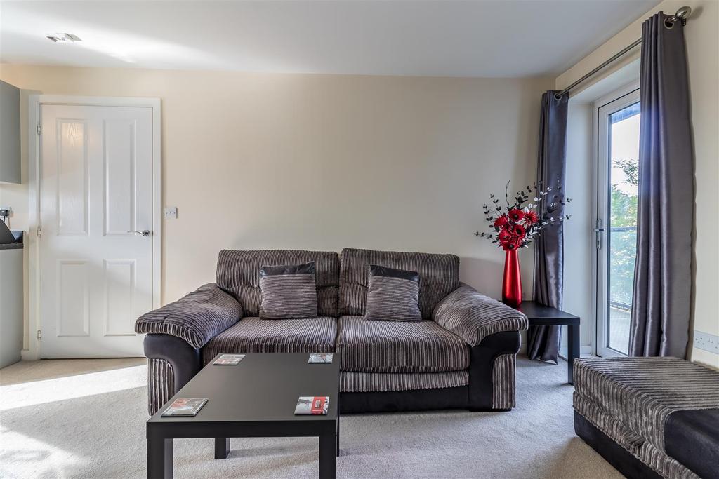 Lounge 6.jpg