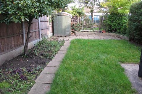 25 Upper Walthamstow Road, London, E17 3QG