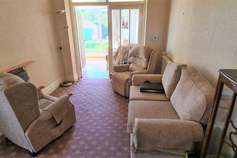 35 Colcot Road, Barry, CF62 8HJ