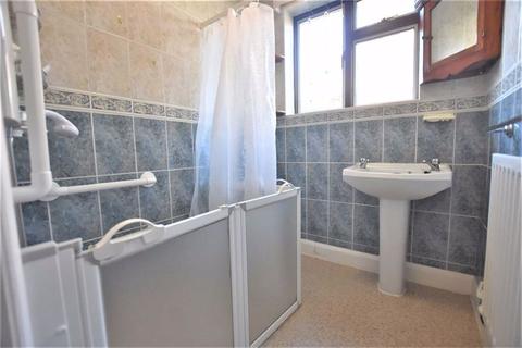 15 Bevere Drive, Worcester, WR3 7QE