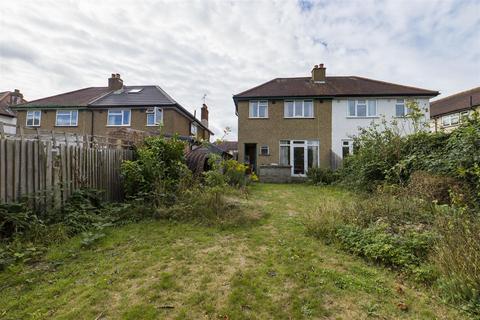 8 Middleton Drive, Pinner, HA5 2PG