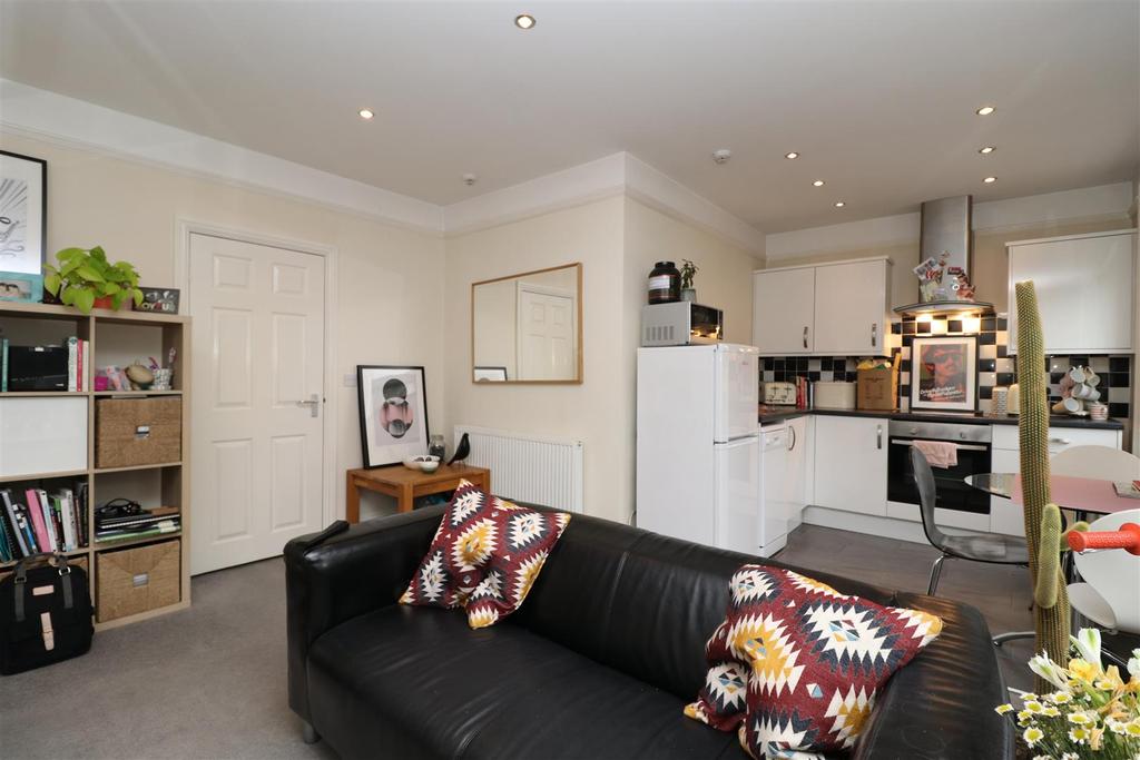 Living area.JPG