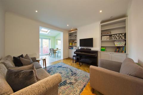 12 Beatty Avenue, Cardiff, CF23 5QT
