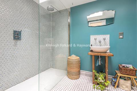 89 Hazelbank Road, Catford, London, SE6 1LS