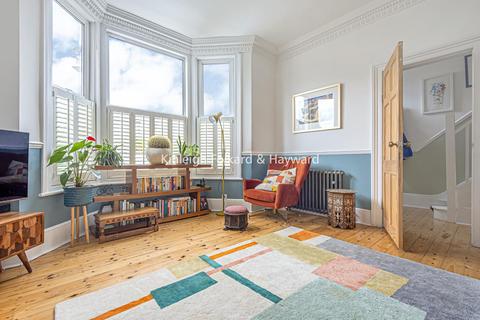 89 Hazelbank Road, Catford, London, SE6 1LS