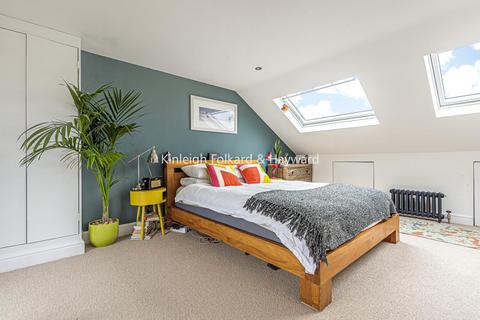 89 Hazelbank Road, Catford, London, SE6 1LS