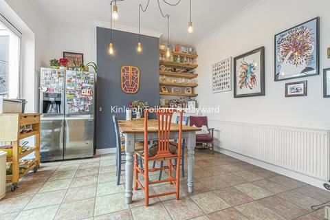 89 Hazelbank Road, Catford, London, SE6 1LS