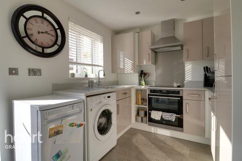11 Lapwin Close, East Tilbury, Tilbury, RM18 8FH
