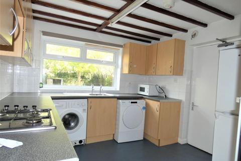 87 Black Bourton Road, Carterton, OX18 3HJ