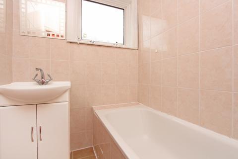 17a Willow Road, London, W5 4PD