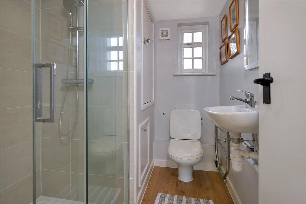Family Shower Room